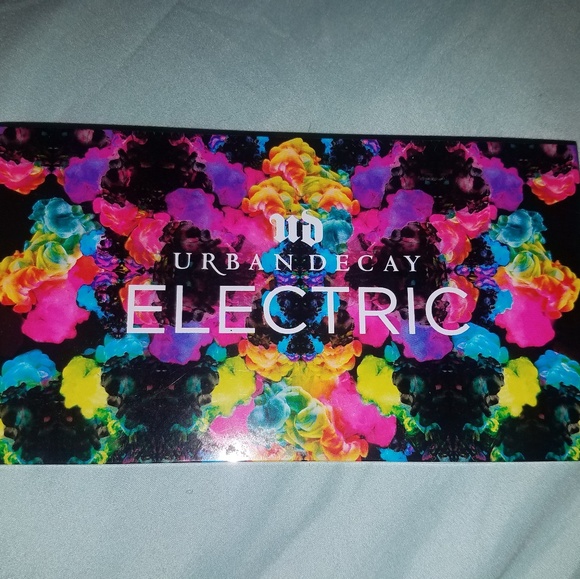Urban Decay Electric palette - Picture 1 of 4